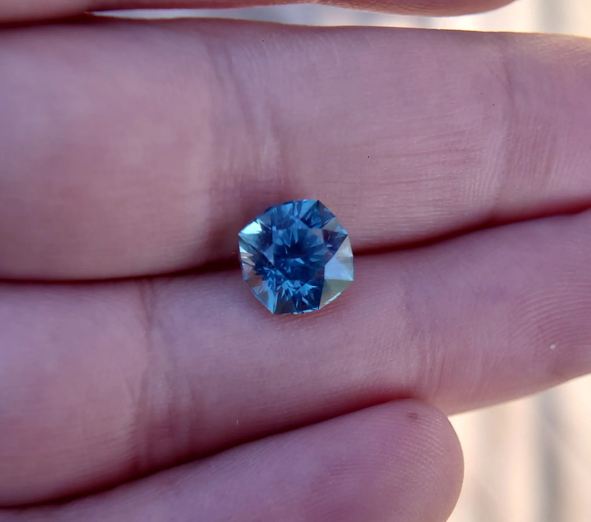 3.94ct MODIFIED CUSHION VIVID BLUE TO TEAL COLOR SHIFT NATURAL NO HEAT