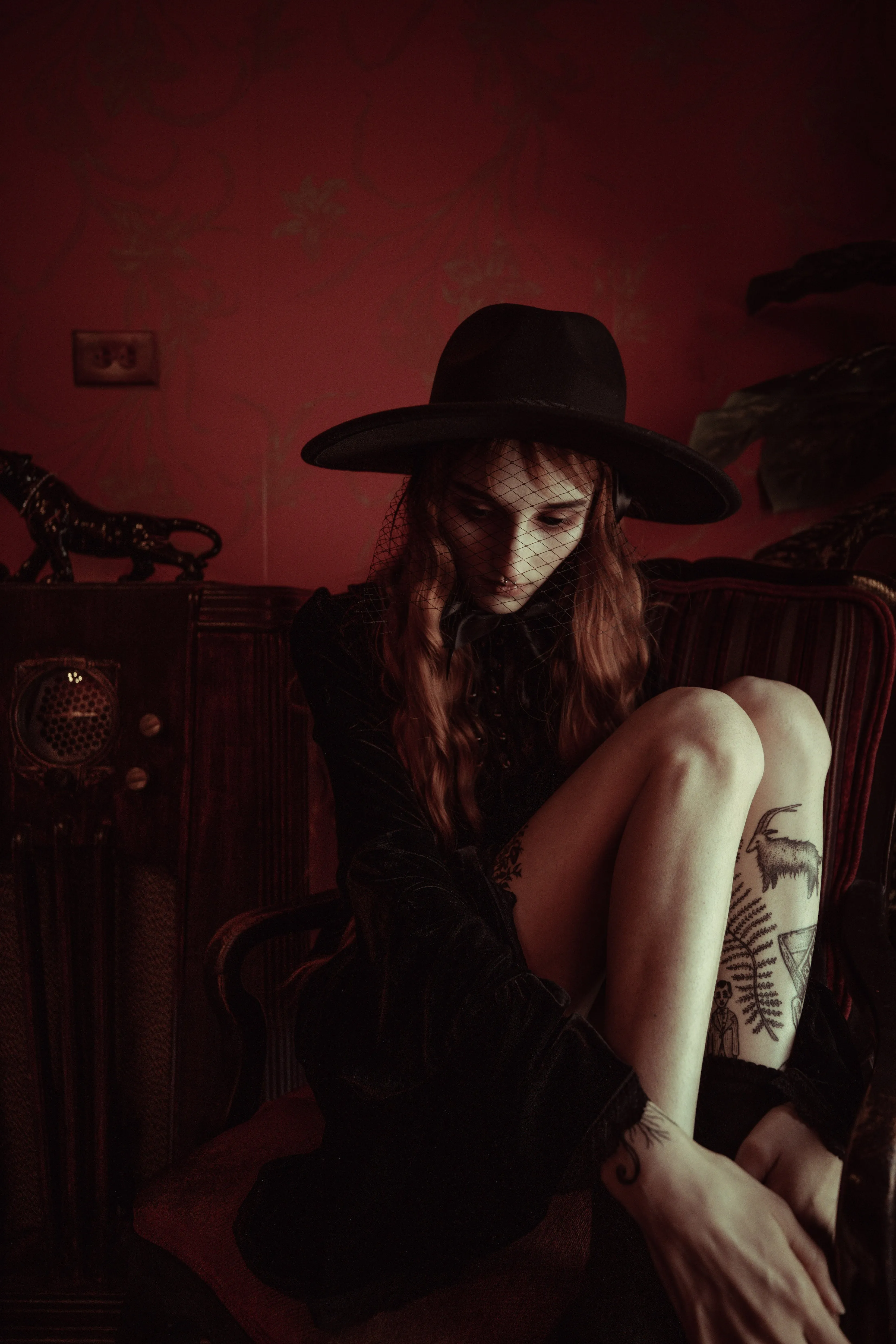 Black | Lively Ghosts Veiled Hat