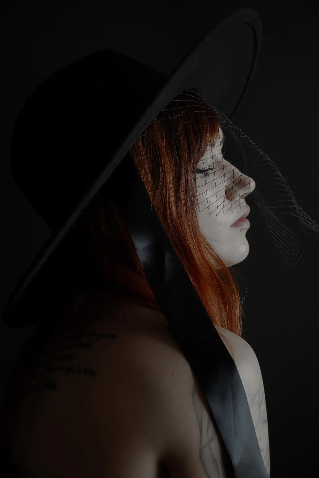 Black | Lively Ghosts Veiled Hat