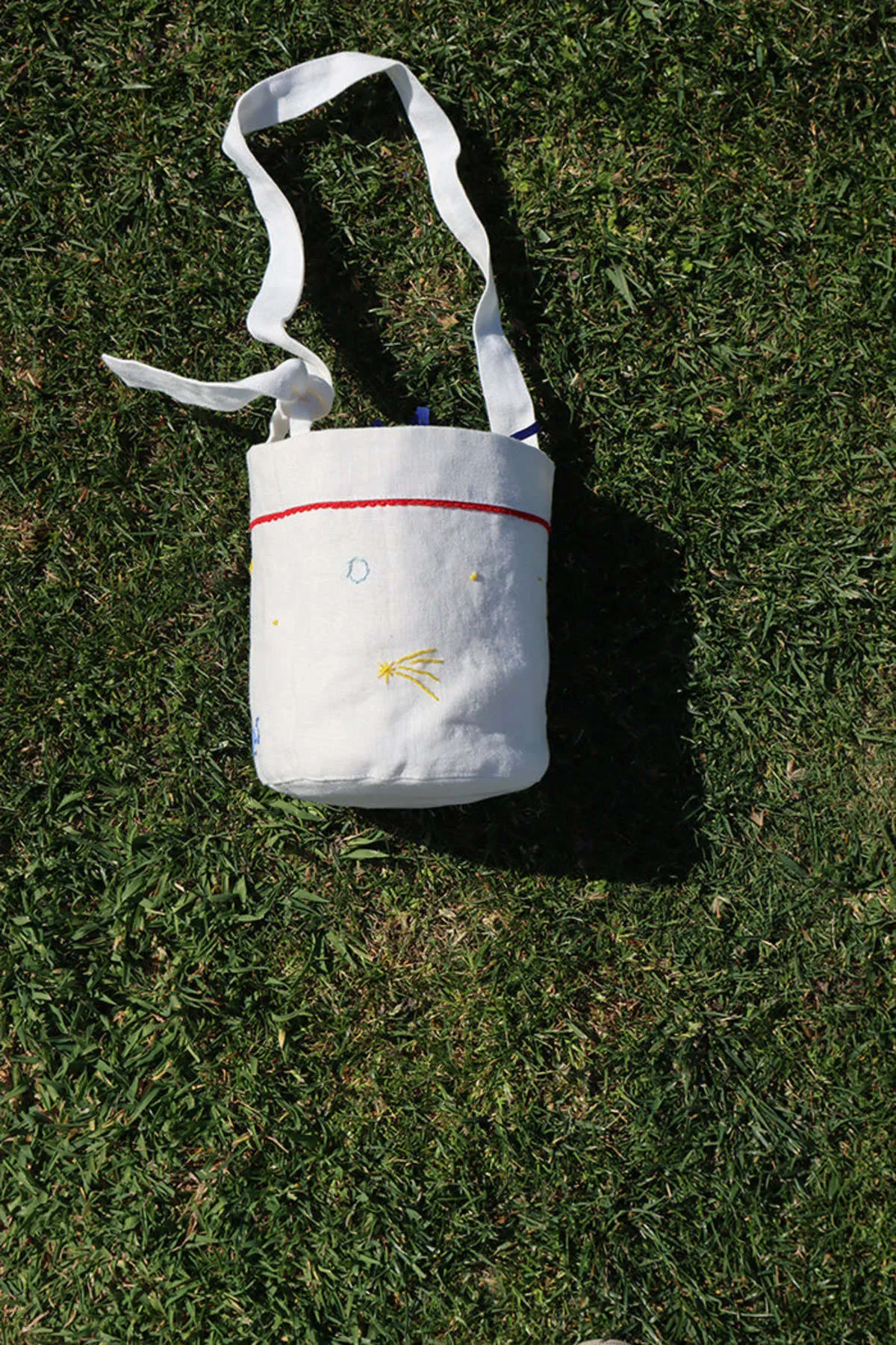 Bucket Linen Bag With Embroidery