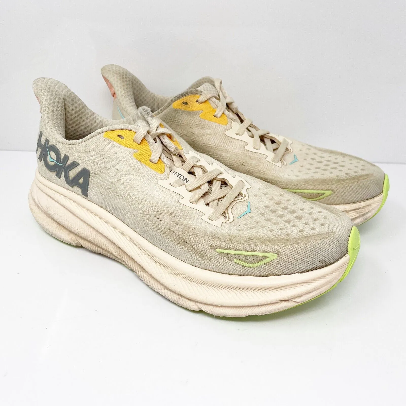 Hoka One One Womens Clifton 9 1127896 VLS Beige Running Shoes Sneakers Sz 8.5 B