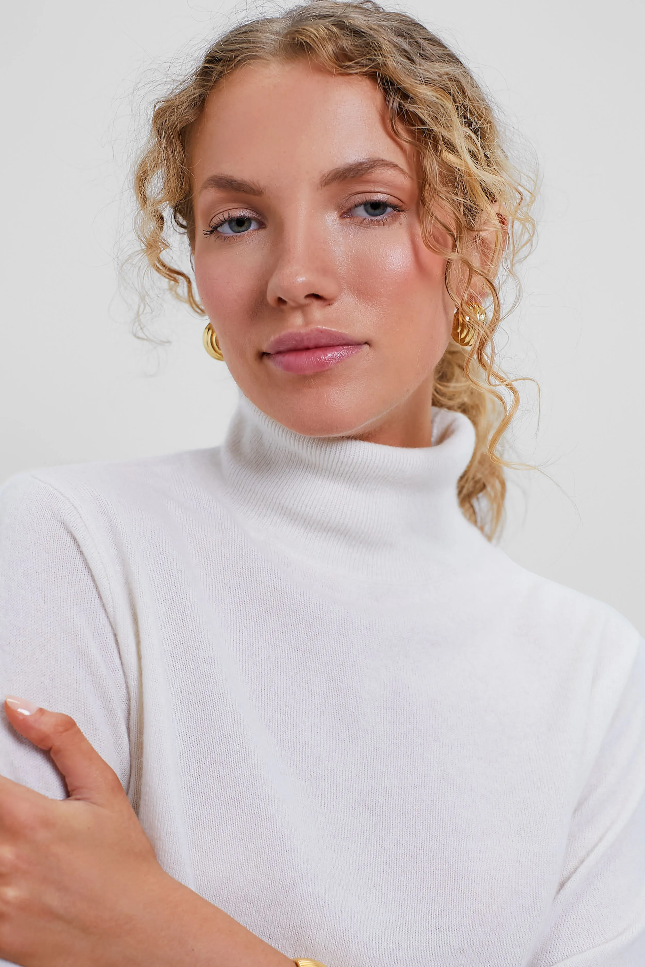 Ivory Cashmere Turtleneck Sweater