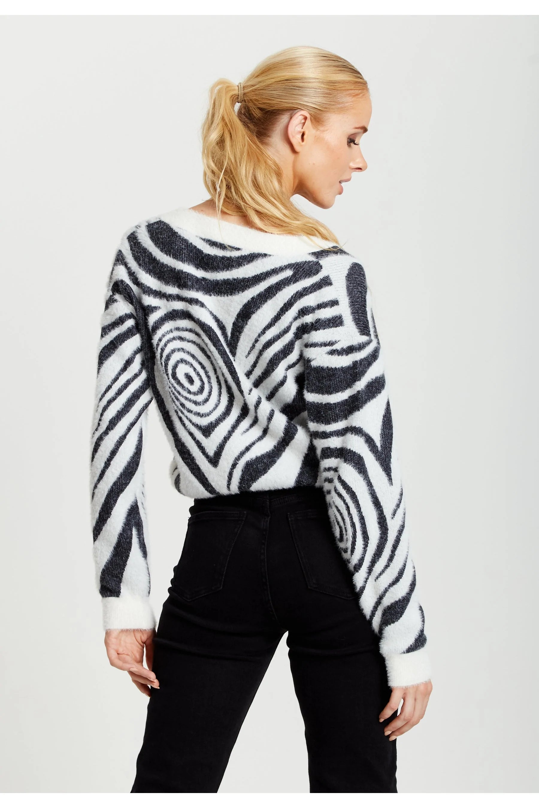 Liquorish Fluffy Black And White Cardigan