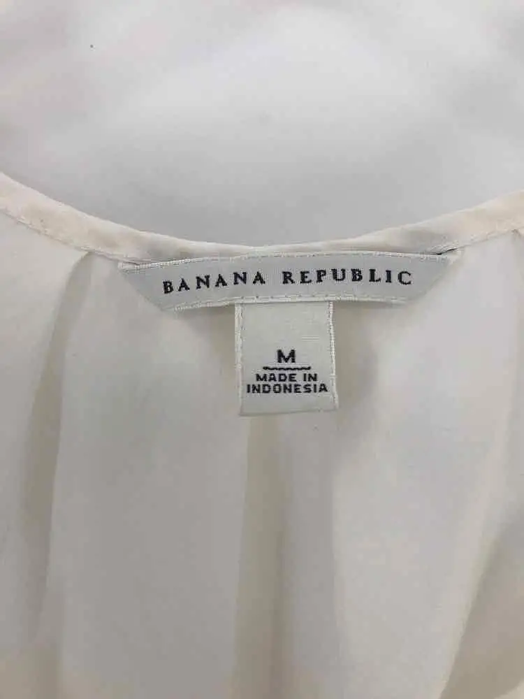 Pre-Owned Banana Republic Ivory Size Medium Tank Top