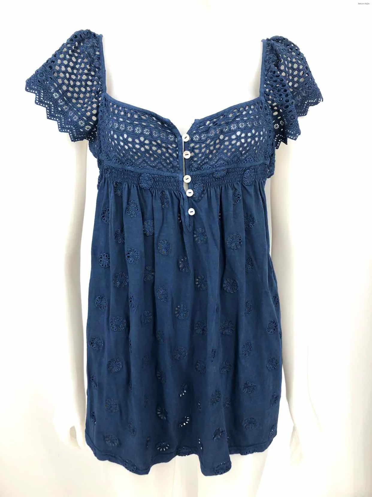 SUNDANCE Blue Eyelet Short Sleeves Size XXL  (XL) Top